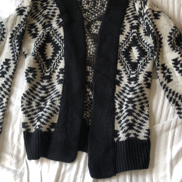 Patterned Cardigan - Picture 2 of 2